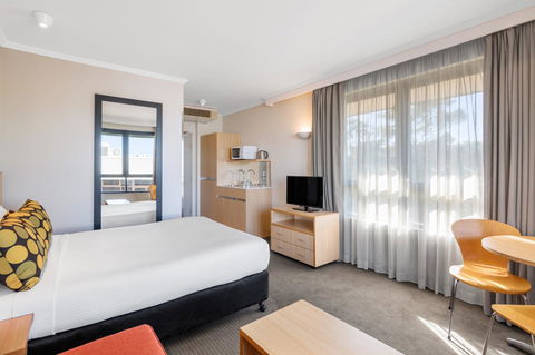 Mercure Sydney Manly Warringah - Accommodation Redcliffe 32