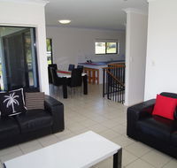 Breakaway 11 Scott Street - Accommodation Redcliffe