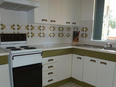 The Breakers 13 - Accommodation Redcliffe 1