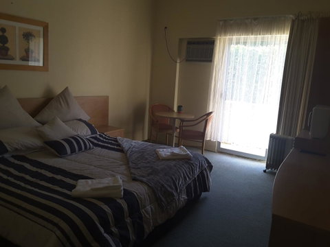 Rest Easy Motel - Accommodation Redcliffe 23