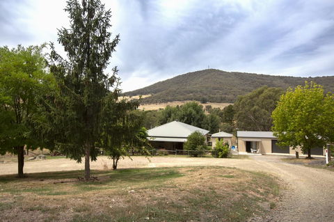 Pound Creek Gallery - Accommodation Redcliffe 24