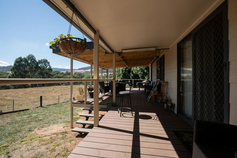 Pound Creek Gallery - Accommodation Redcliffe 23