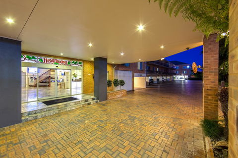 Best Western Plus Hovell Tree Inn - Accommodation Redcliffe 3