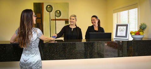 Best Western Plus Hovell Tree Inn - Accommodation Redcliffe 2