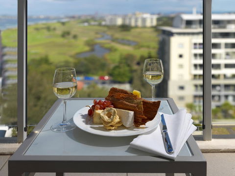 Sage Hotel Wollongong - Accommodation Redcliffe 8