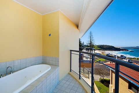 The Cove Yamba - Accommodation Redcliffe 8