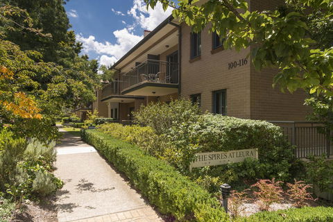 Leisure Inn Spires - Accommodation Redcliffe 2