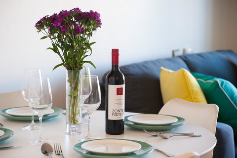 Waterview Beach Apartment - Accommodation Redcliffe 9