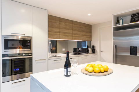 Nobbs Â· Executive 2 Storey Sydney Apartment With Pool - Accommodation Redcliffe 3