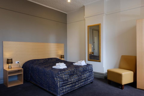 Royal Exhibition Hotel - Accommodation Redcliffe 12