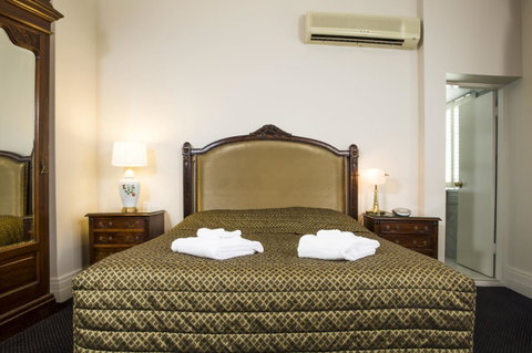 Royal Exhibition Hotel - Accommodation Redcliffe 30