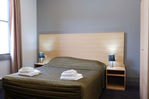 Royal Exhibition Hotel - Accommodation Redcliffe 18