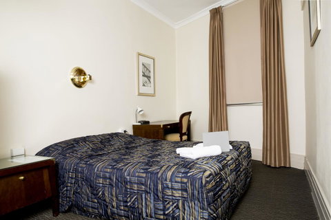 Royal Exhibition Hotel - Accommodation Redcliffe 23