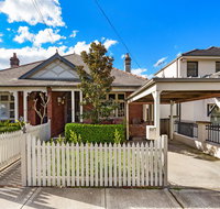 Drummoyne 3 Bedroom Home 62ALE - Accommodation Redcliffe