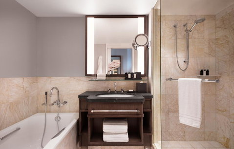 Four Seasons Hotel Sydney - Accommodation Redcliffe 5