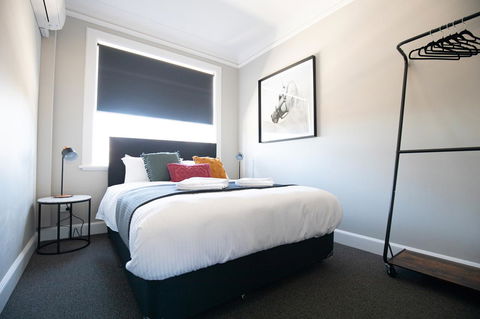 Horse And Jockey Hotel Homebush - Accommodation Redcliffe 5
