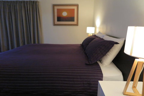 Summerhill Motor Inn - Accommodation Redcliffe 0