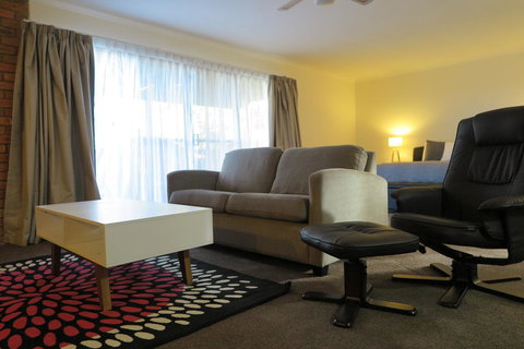 Summerhill Motor Inn - Accommodation Redcliffe 40