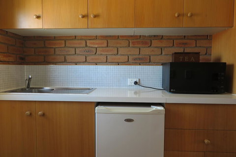 Summerhill Motor Inn - Accommodation Redcliffe 3