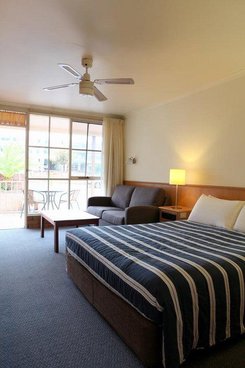 Summerhill Motor Inn - Accommodation Redcliffe 33