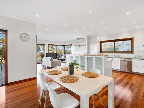 The Beach House Terrigal - Accommodation Redcliffe 4