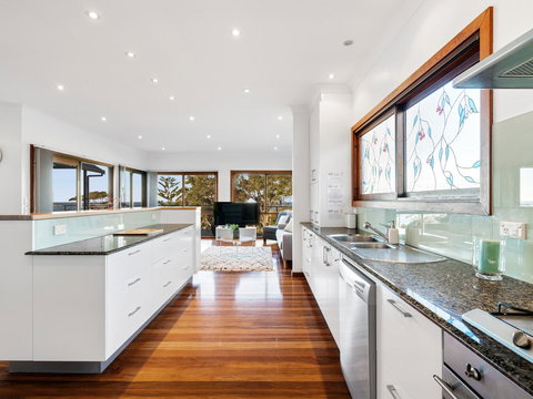 The Beach House Terrigal - Accommodation Redcliffe 2