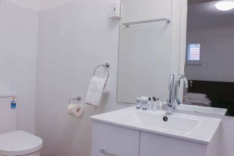 Glasgow Arms Hotel Ultimo - Accommodation Redcliffe 2