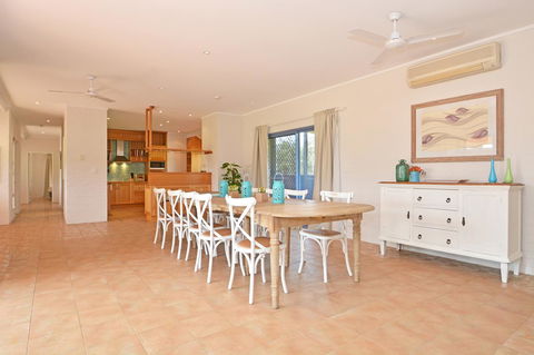 JE Guesthouse, Central To All The Hunter Valley Has To Offer - Accommodation Redcliffe 7
