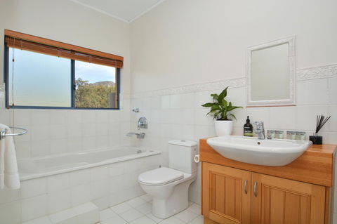 JE Guesthouse, Central To All The Hunter Valley Has To Offer - Accommodation Redcliffe 23