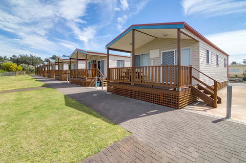Birubi Beach Holiday Park - Accommodation Redcliffe 3