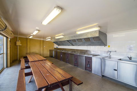 Birubi Beach Holiday Park - Accommodation Redcliffe 13