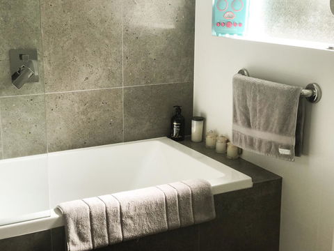 Woollahra Gem, Spectacular Views And Garden Paradise - Accommodation Redcliffe 20