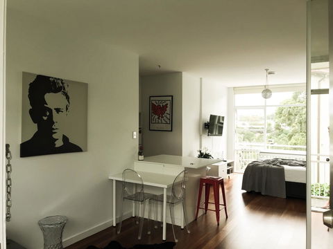 Woollahra Gem, Spectacular Views And Garden Paradise - Accommodation Redcliffe 0