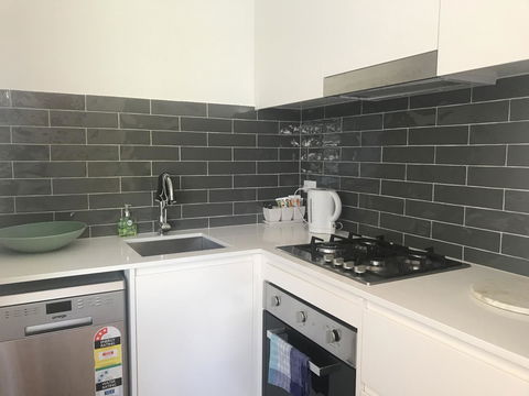 Woollahra Gem, Spectacular Views And Garden Paradise - Accommodation Redcliffe 9