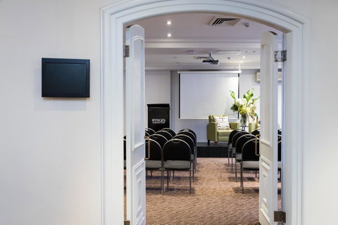 Rydges Camperdown - Accommodation Redcliffe 31