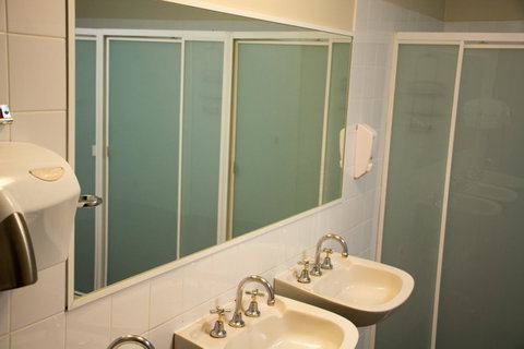 Siesta Sydney - Accommodation Redcliffe 5