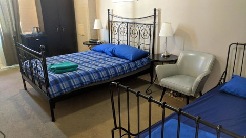 Newtown Backpackers - Accommodation Redcliffe 15