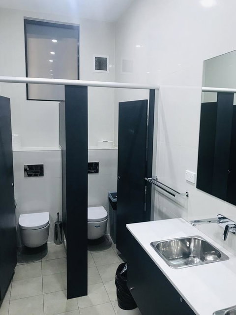Newtown Backpackers - Accommodation Redcliffe 13