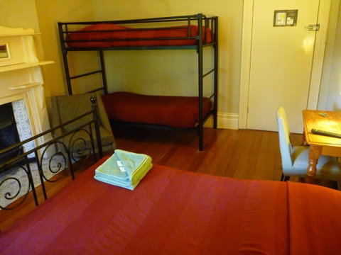 Newtown Backpackers - Accommodation Redcliffe 20