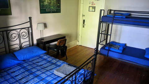 Newtown Backpackers - Accommodation Redcliffe 26