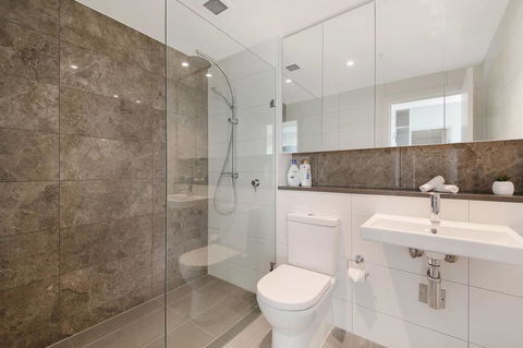 Stunning Sunset Water View 2BEDs On High Rises - Accommodation Redcliffe 14