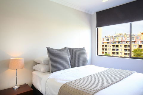 Vibrant Inner-city Living - Darling Harbour Fringe - Accommodation Redcliffe 4