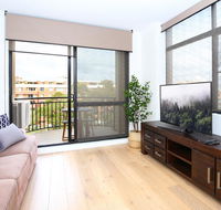 Vibrant inner-city living - Darling Harbour fringe - Accommodation Redcliffe