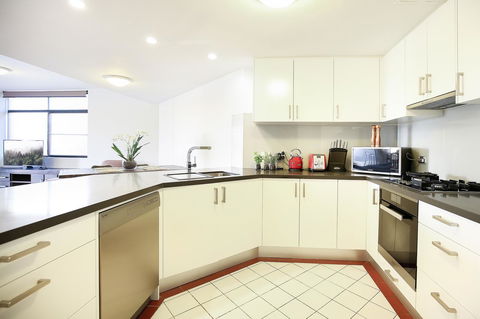Vibrant Inner-city Living - Darling Harbour Fringe - Accommodation Redcliffe 10