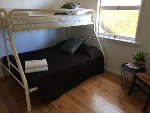 Swan Bay Hideaway - Accommodation Redcliffe 8