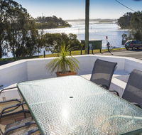 2 The Breckenridge - Accommodation Redcliffe