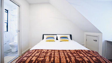 Cozy 5 Bed House In Sydney - Accommodation Redcliffe 17