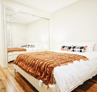 Cozy 5 Bed House in Sydney - Accommodation Redcliffe