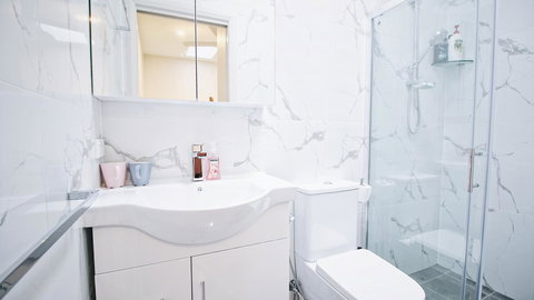 Cozy 5 Bed House In Sydney - Accommodation Redcliffe 22