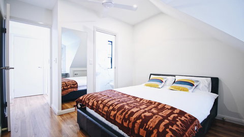 Cozy 5 Bed House In Sydney - Accommodation Redcliffe 12